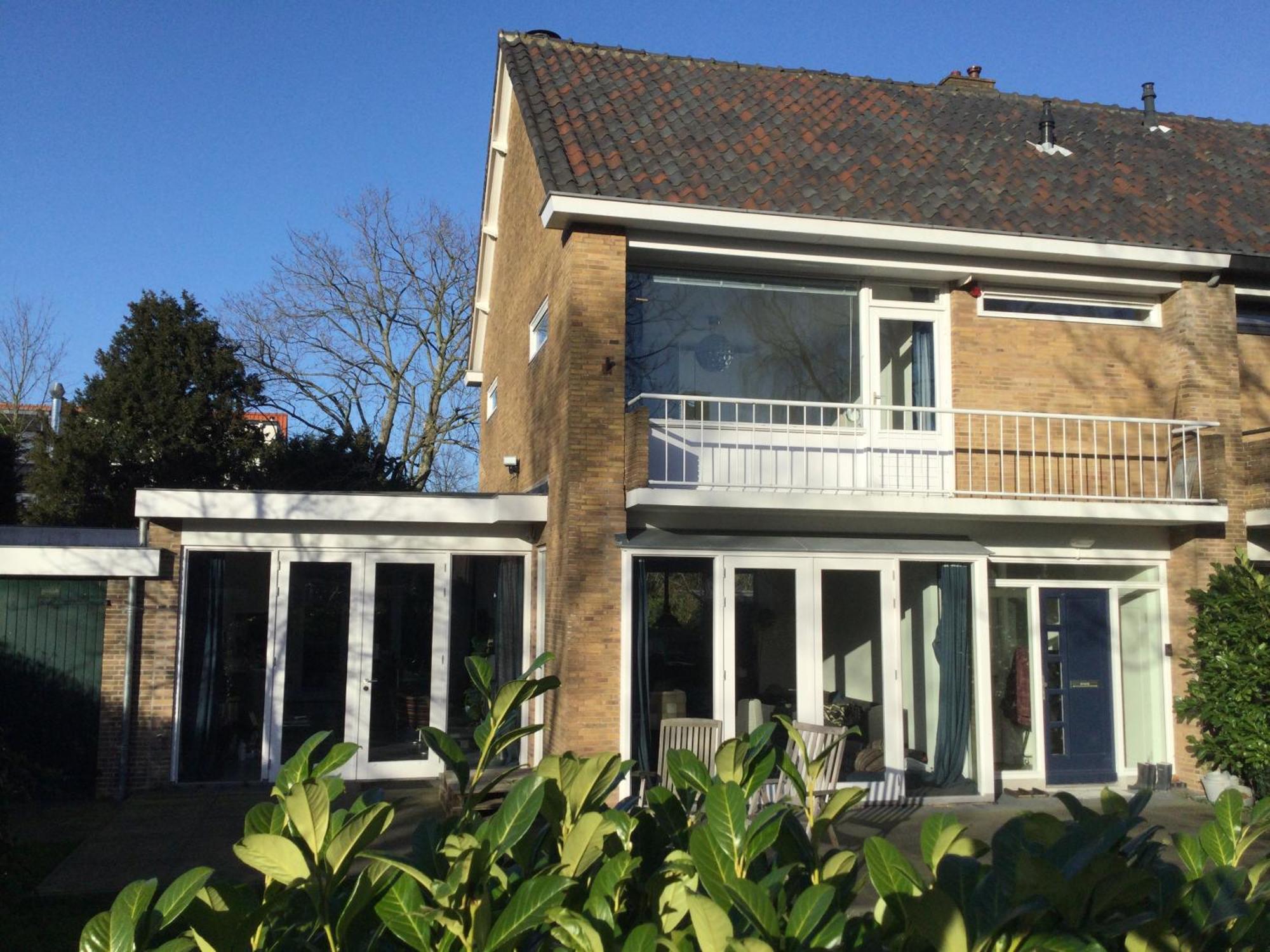 Villa Cosy Central Incl Jacuzzi Near Trainstation, Beach And City Heemstede Ngoại thất bức ảnh